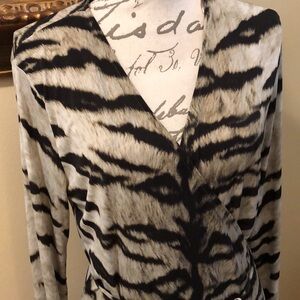 ✨MK Classic wrap dress with ties, long sleeve zebra print stretchy